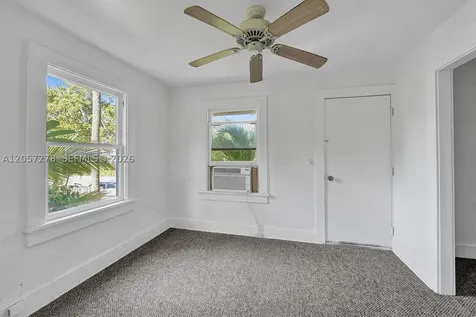 310 N Ocean Breeze Lake Worth FL 33460