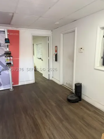 7266 NW 70th Street Miami FL 33166