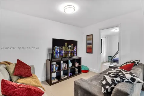 519 NW 52 Street Miami FL 33127