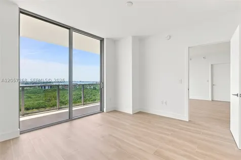 2411 Laguna Circle North Miami FL 33181