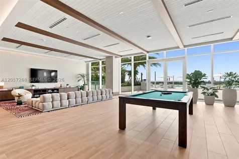 2411 Laguna Circle North Miami FL 33181