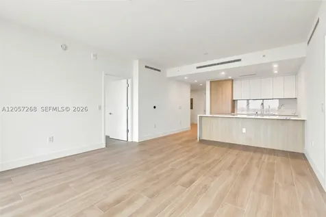 2411 Laguna Circle North Miami FL 33181