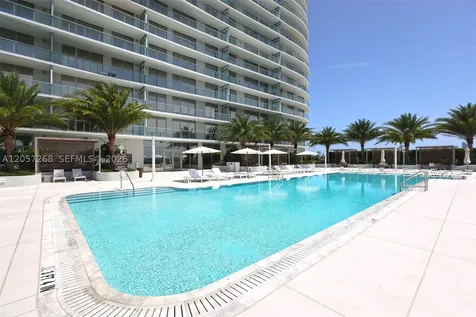 2411 Laguna Circle North Miami FL 33181