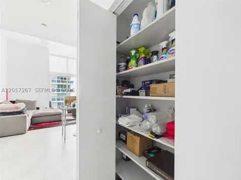 488 NE 18th Street Miami FL 33132