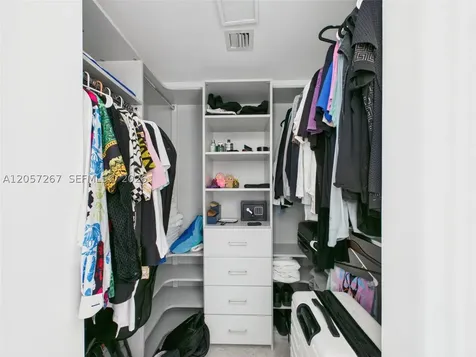 488 NE 18th Street Miami FL 33132