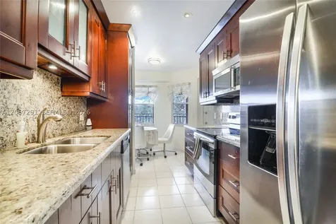 1251 SW 125th Avenue Pembroke Pines FL 33027