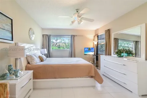 1251 SW 125th Avenue Pembroke Pines FL 33027