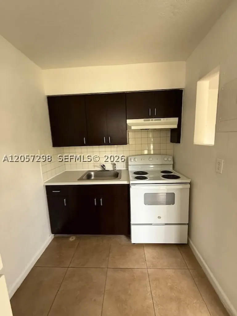 2554 NW 14th Street Fort Lauderdale FL 33311