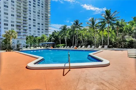 2801 NE 183rd Street Aventura FL 33160