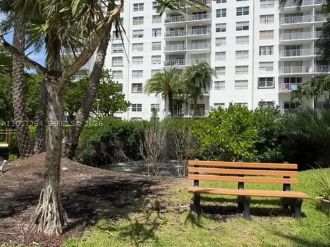 2801 NE 183rd Street Aventura FL 33160