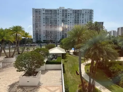 2801 NE 183rd Street Aventura FL 33160