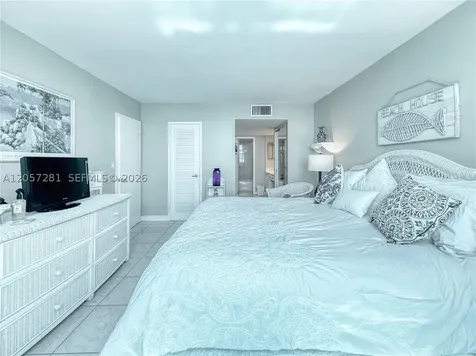 5701 Collins Avenue Miami Beach FL 33140