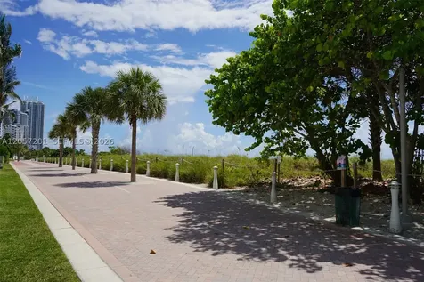 5701 Collins Avenue Miami Beach FL 33140