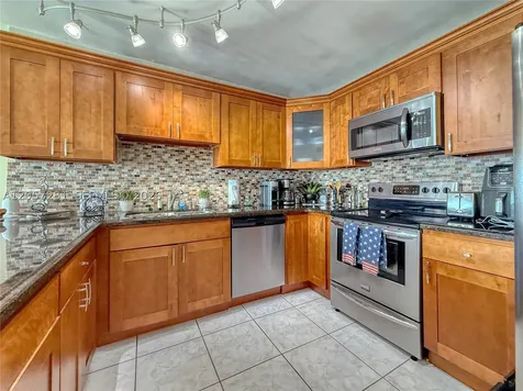5701 Collins Avenue Miami Beach FL 33140