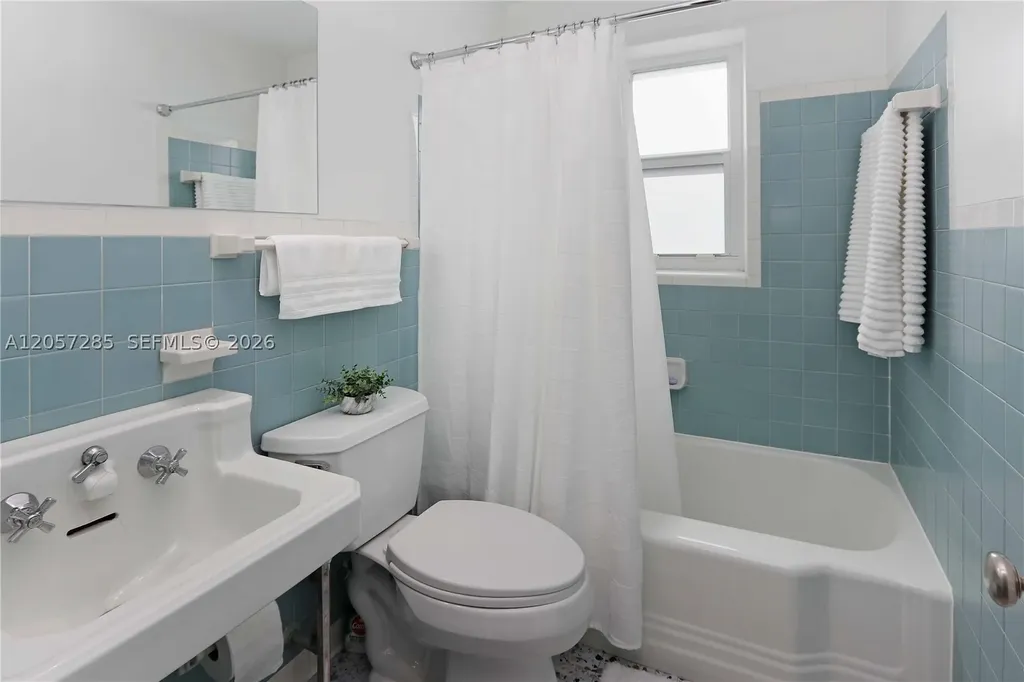 405 S 16th Avenue Hollywood FL 33020