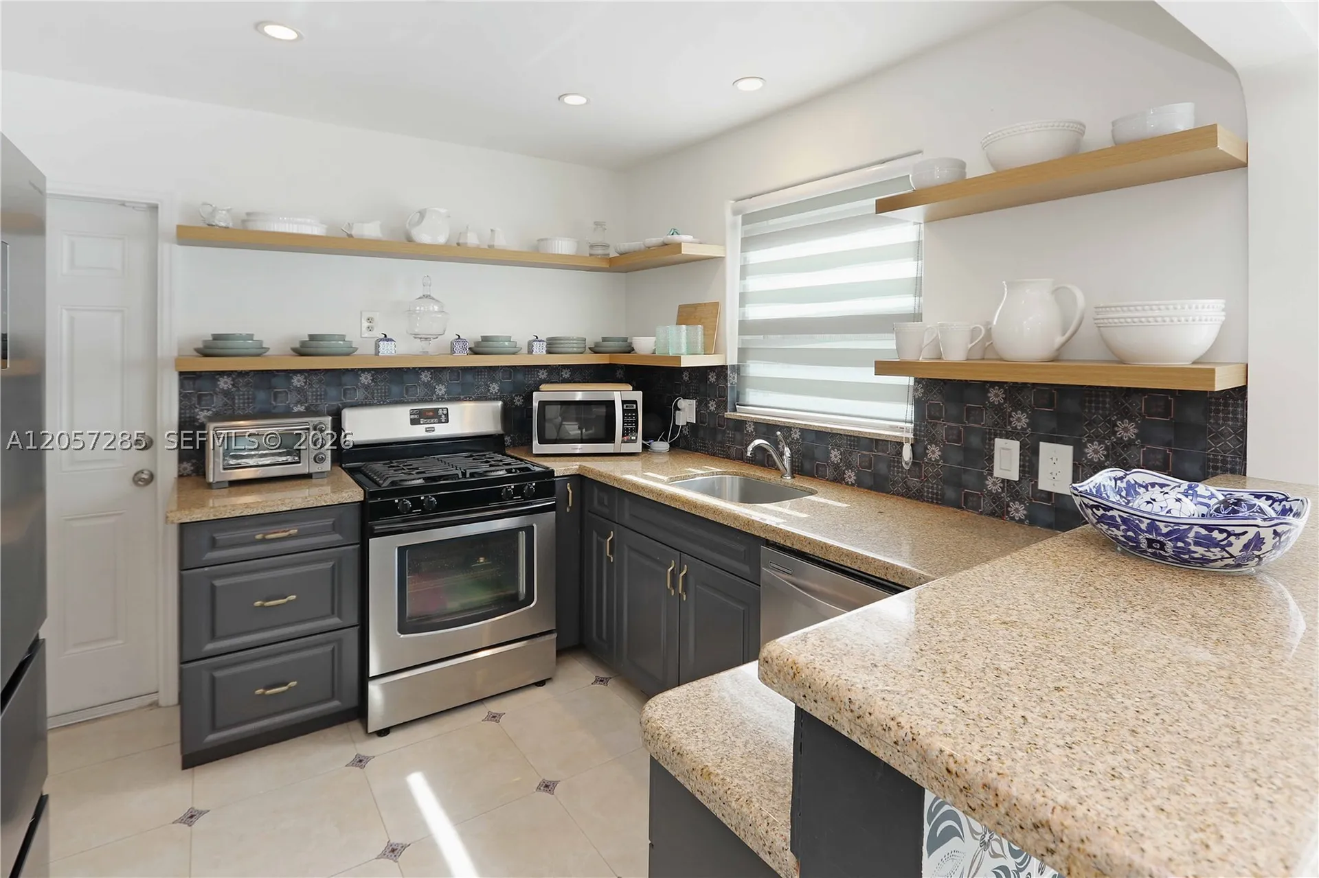 405 S 16th Avenue Hollywood FL 33020