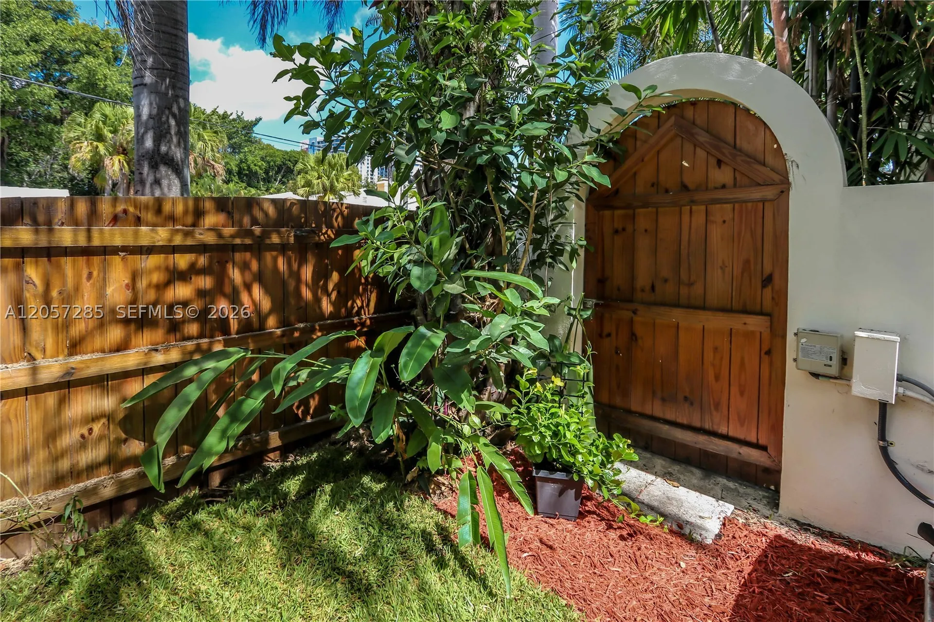 405 S 16th Avenue Hollywood FL 33020