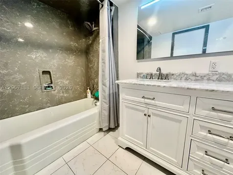 800 NE 195th Street Miami FL 33179