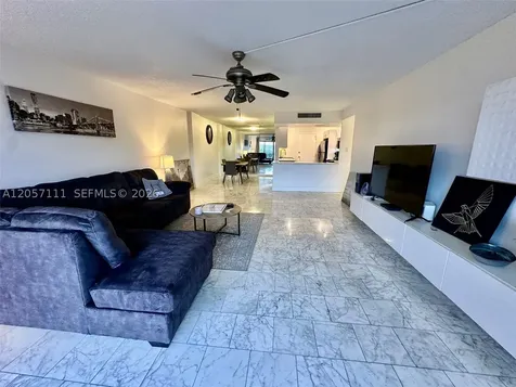800 NE 195th Street Miami FL 33179