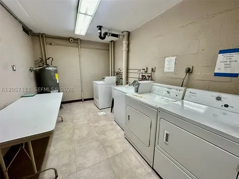 800 NE 195th Street Miami FL 33179