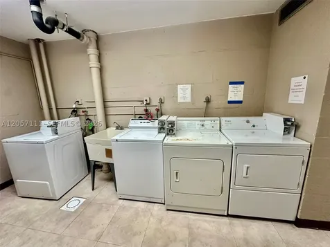 800 NE 195th Street Miami FL 33179