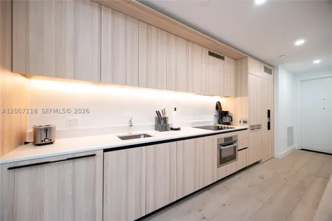 225 N Miami Avenue Miami FL 33128