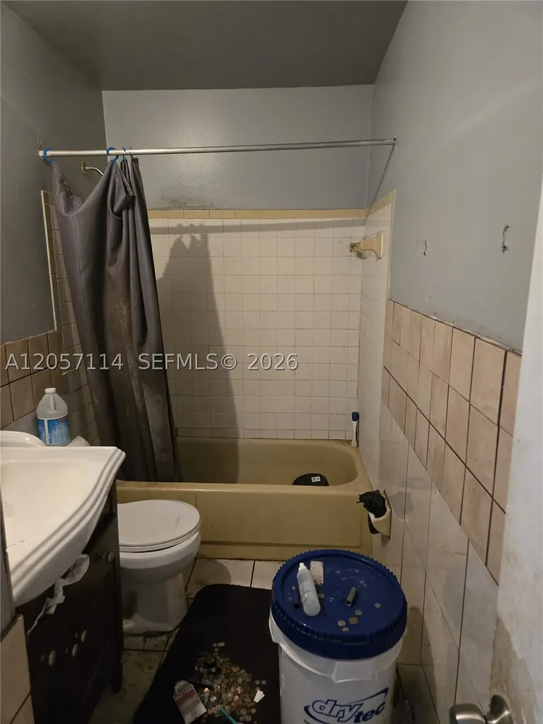 3735 NW 116th Terrace Coral Springs FL 33065
