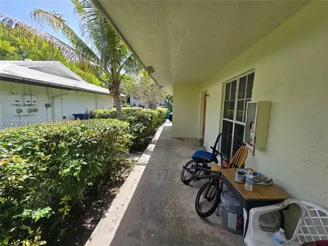 3735 NW 116th Terrace Coral Springs FL 33065