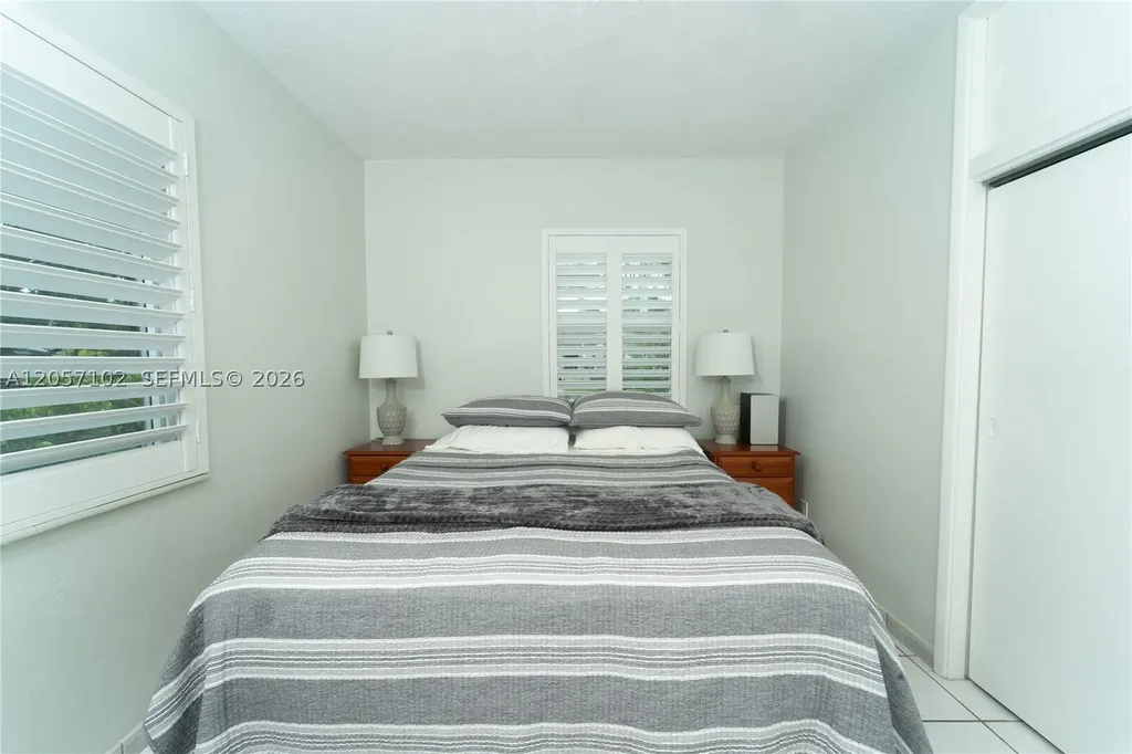 2631 Thomas Street Hollywood FL 33020