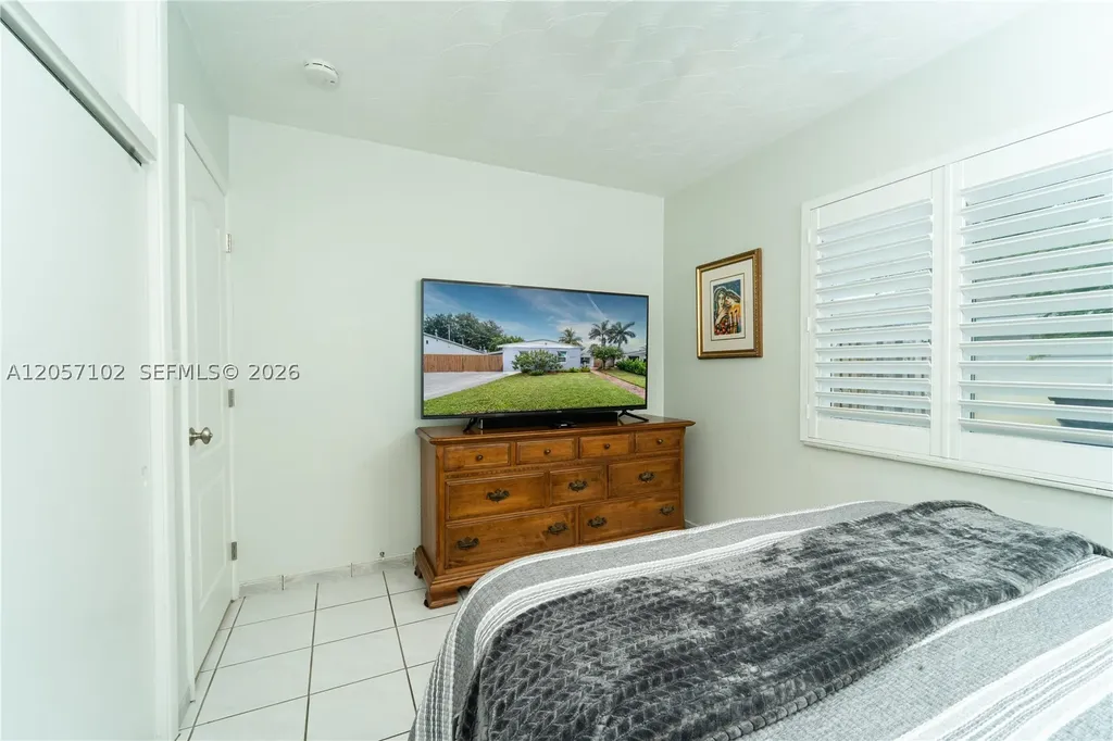 2631 Thomas Street Hollywood FL 33020
