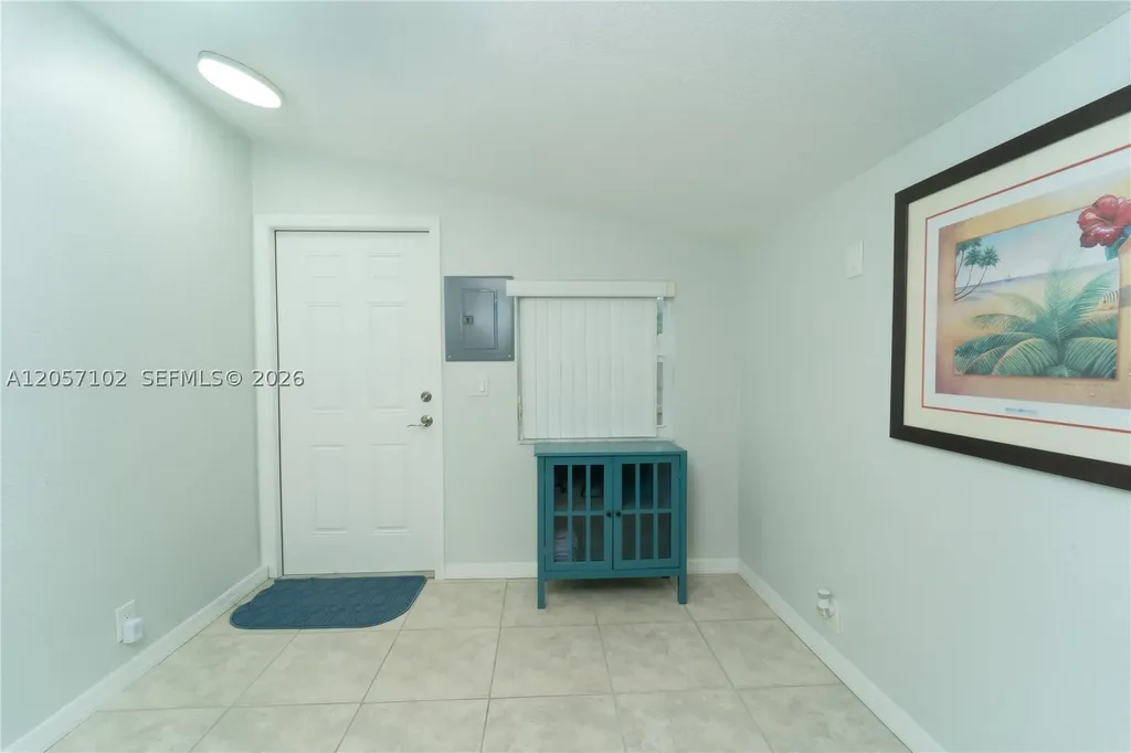 2631 Thomas Street Hollywood FL 33020