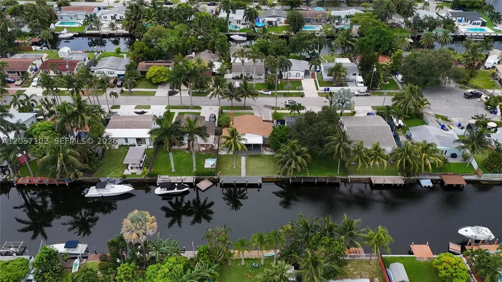 2631 Thomas Street Hollywood FL 33020