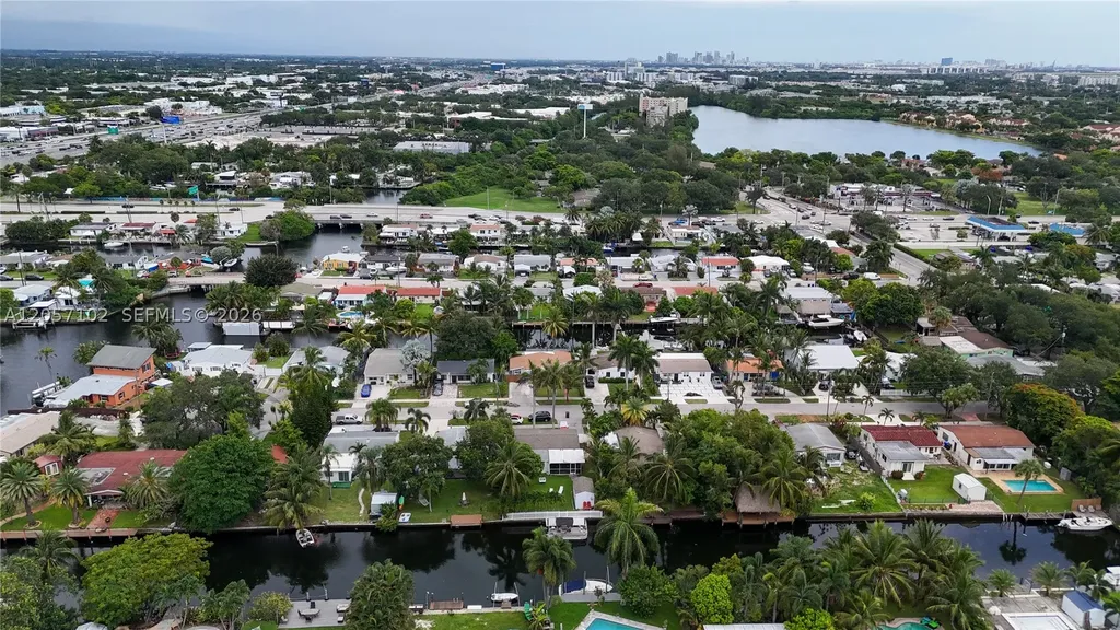 2631 Thomas Street Hollywood FL 33020