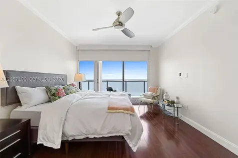 6799 Collins Avenue Miami Beach FL 33141