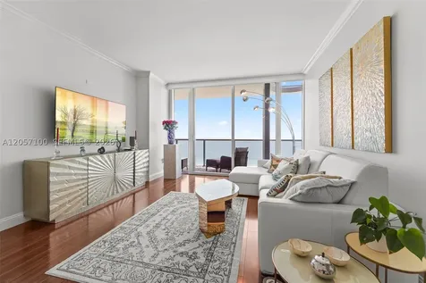 6799 Collins Avenue Miami Beach FL 33141