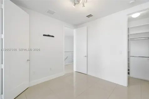 10471 NW 66th Street Doral FL 33178