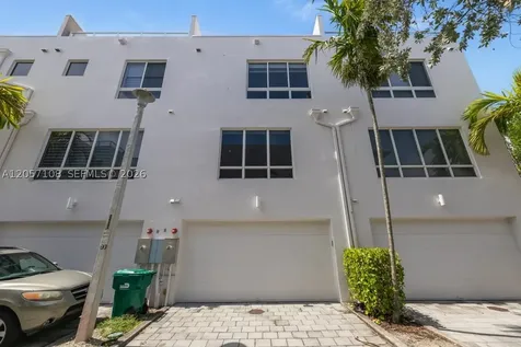 10471 NW 66th Street Doral FL 33178