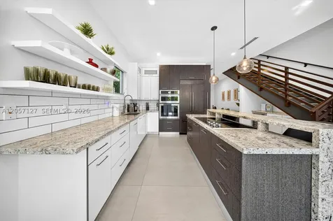 3059 Carter Street Miami FL 33133