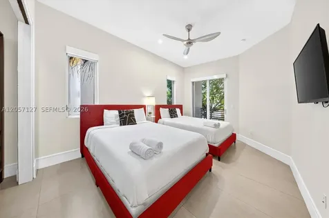 3059 Carter Street Miami FL 33133