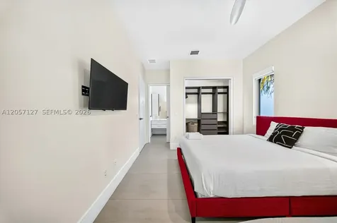 3059 Carter Street Miami FL 33133