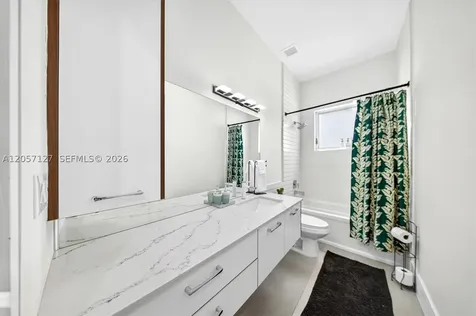 3059 Carter Street Miami FL 33133