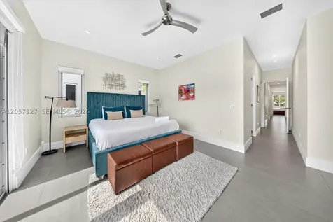 3059 Carter Street Miami FL 33133