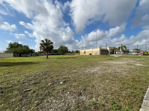 4678 W Hallandale Beach Boulevard Pembroke Park FL 33023