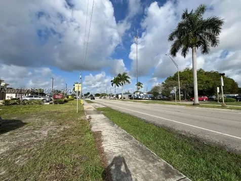 4678 W Hallandale Beach Boulevard Pembroke Park FL 33023