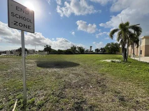 4678 W Hallandale Beach Boulevard Pembroke Park FL 33023