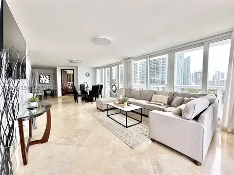 1717 N Bayshore Drive Miami FL 33132