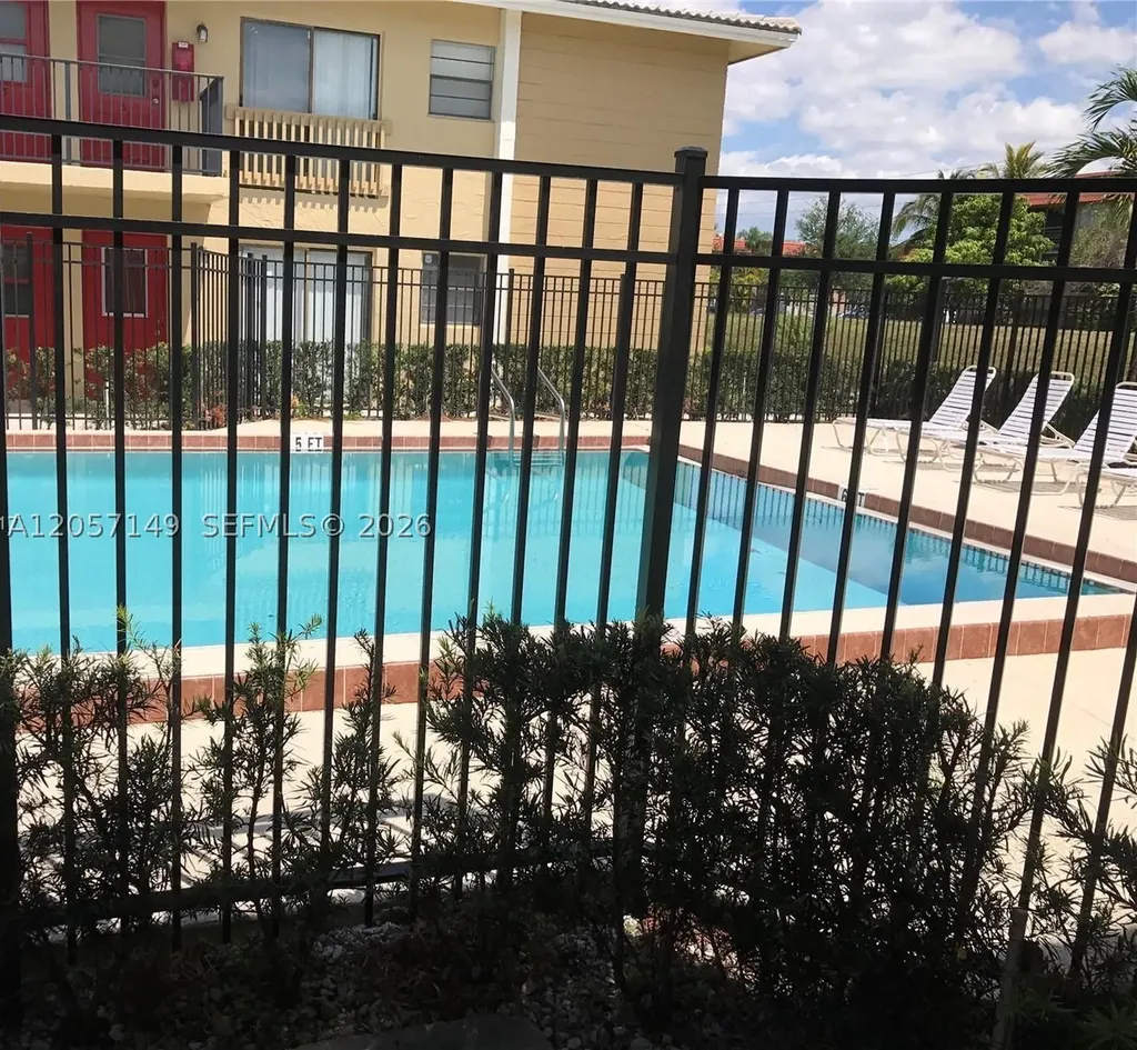 2631 Riverside Drive Coral Springs FL 33065