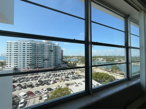 5313 Collins Avenue Miami Beach FL 33140
