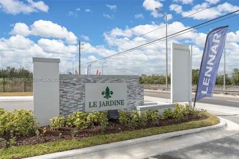 191 SE 11th Avenue Florida City FL 33034