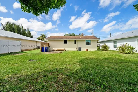 6894 3rd Street Jupiter FL 33458
